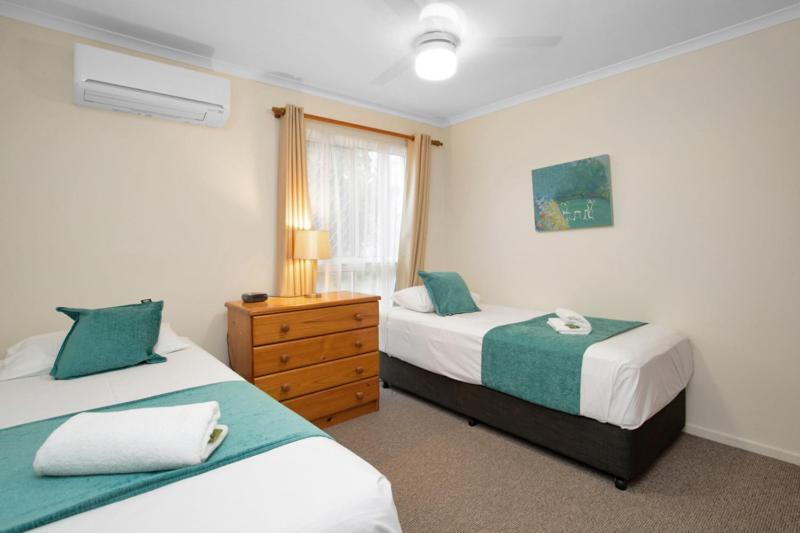 The Shores Holiday Apartments Mackay Exterior photo