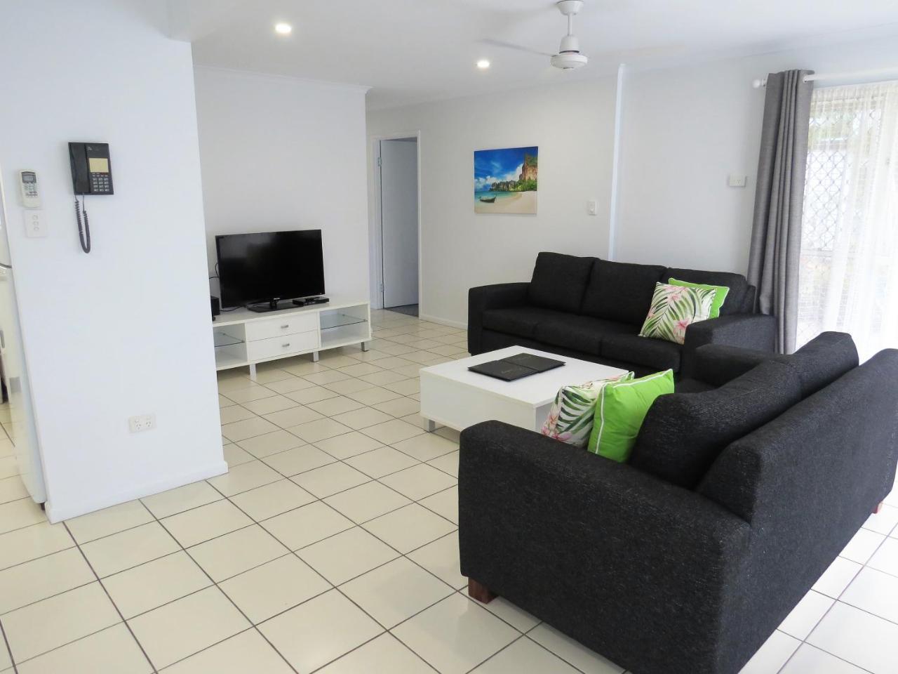 The Shores Holiday Apartments Mackay Exterior photo