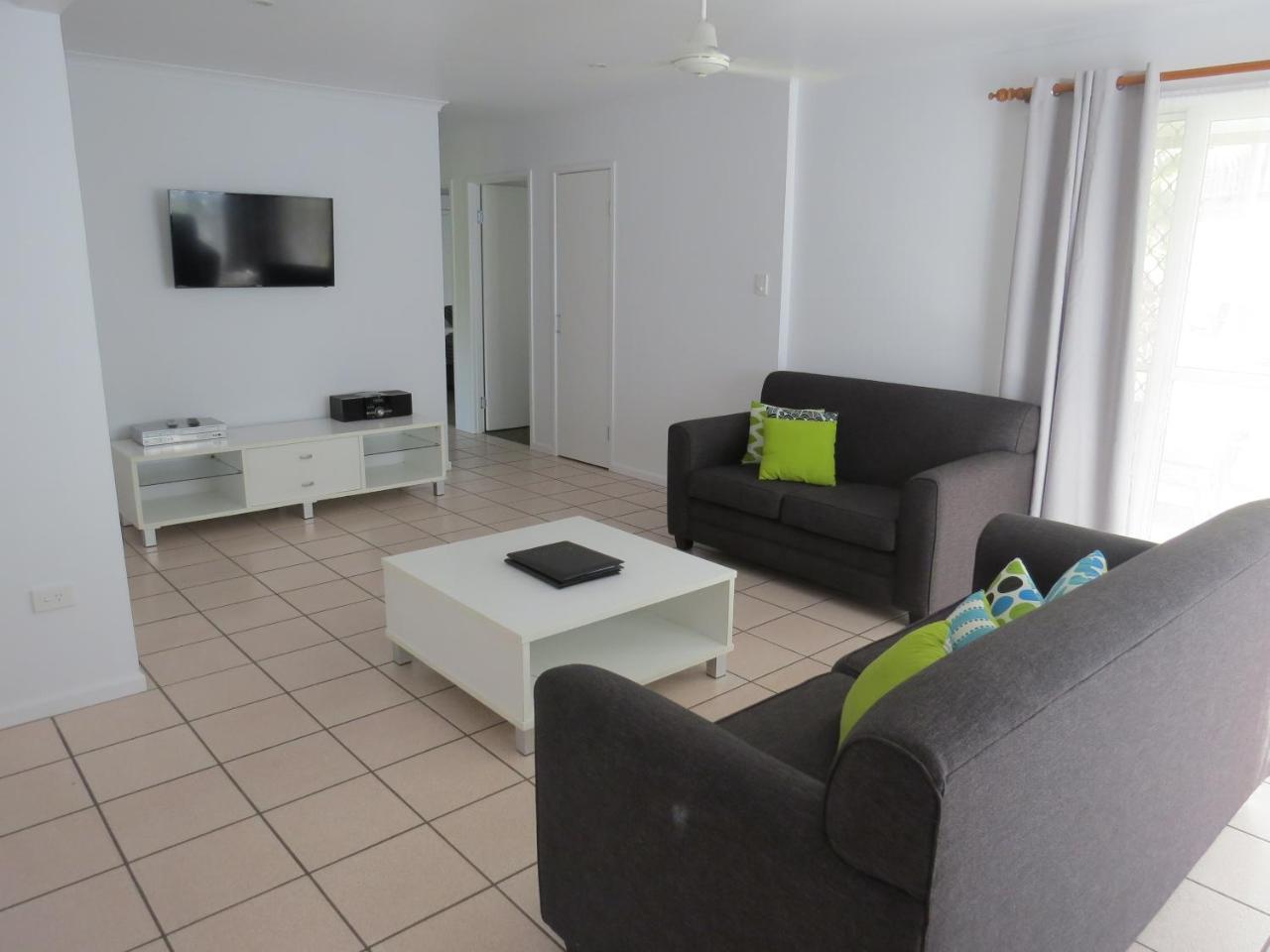 The Shores Holiday Apartments Mackay Exterior photo