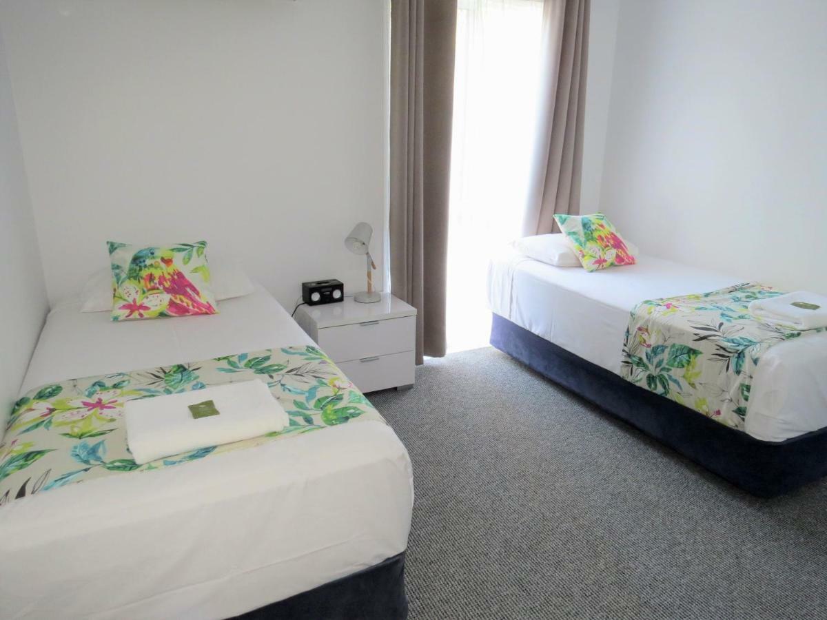The Shores Holiday Apartments Mackay Exterior photo