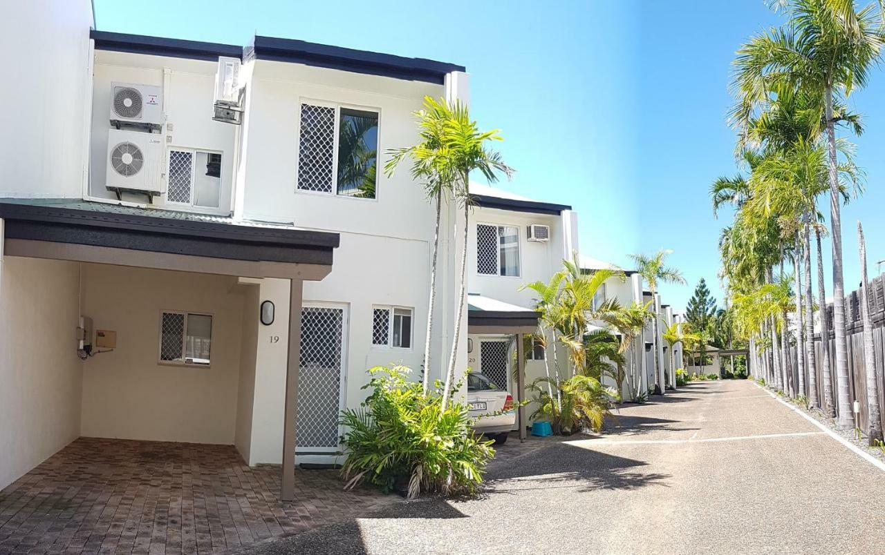 The Shores Holiday Apartments Mackay Exterior photo